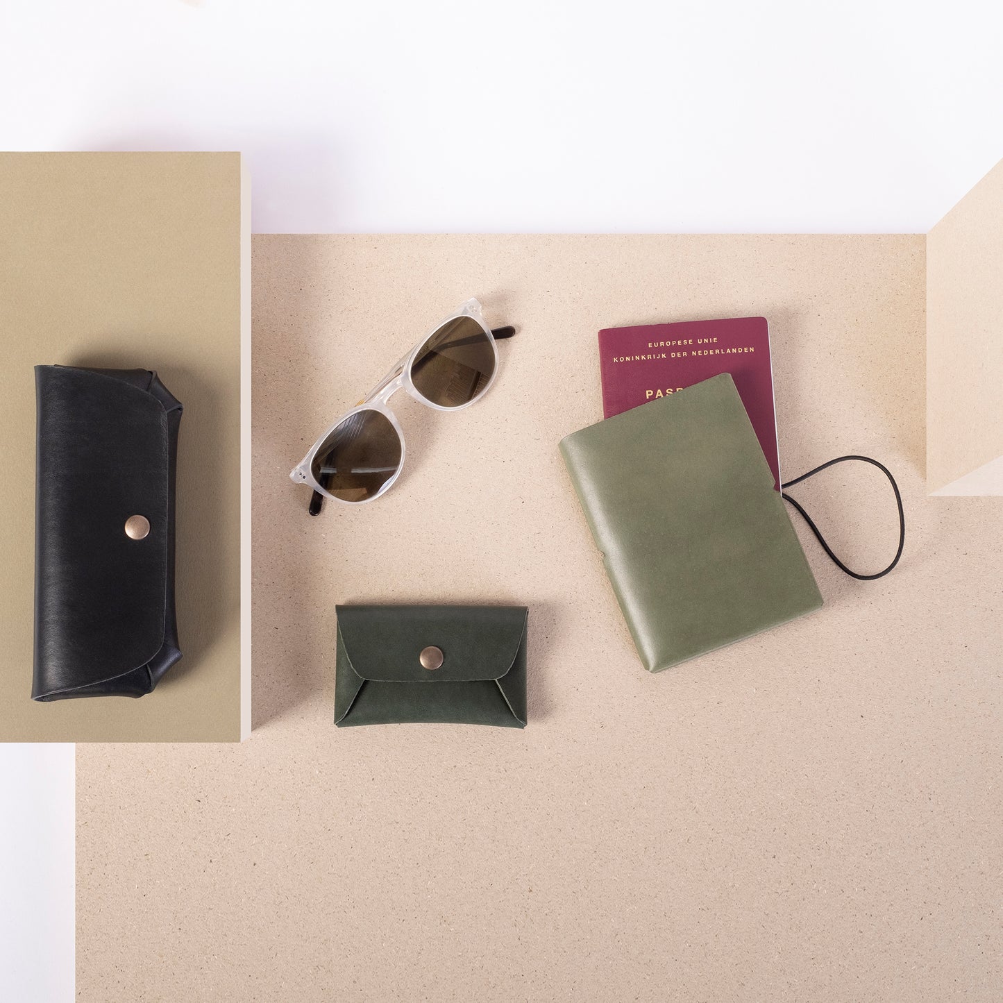 Nitmoi everyday leather collection